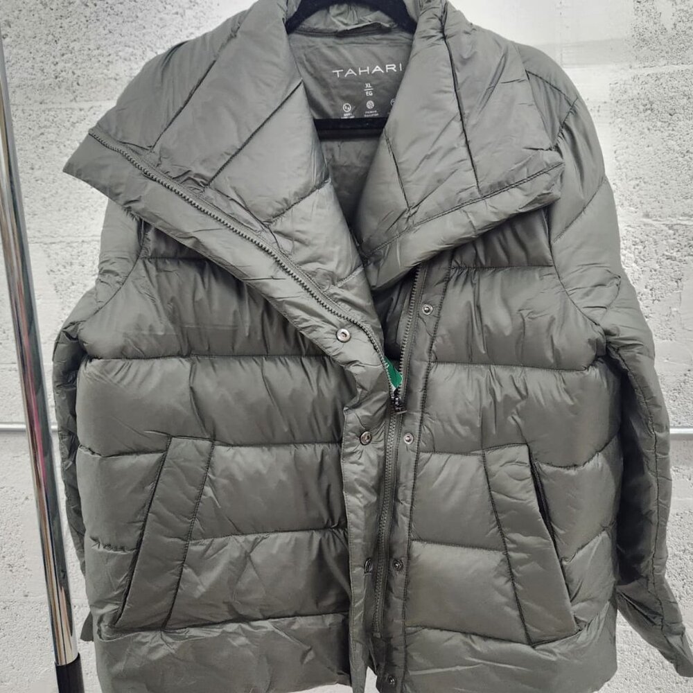 NWT Tahari Women’s Puffer Jacket Water Repellent Premium Insulation Green XL - Picture 4 of 10